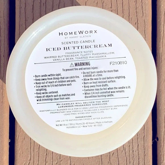⭐️SOLD OUT⭐️🆕 “ICED BUTTERCREAM” HARRY SLATKIN HOMEWORX 3 WICK, 14oz CANDLE NWT - Picture 5 of 6